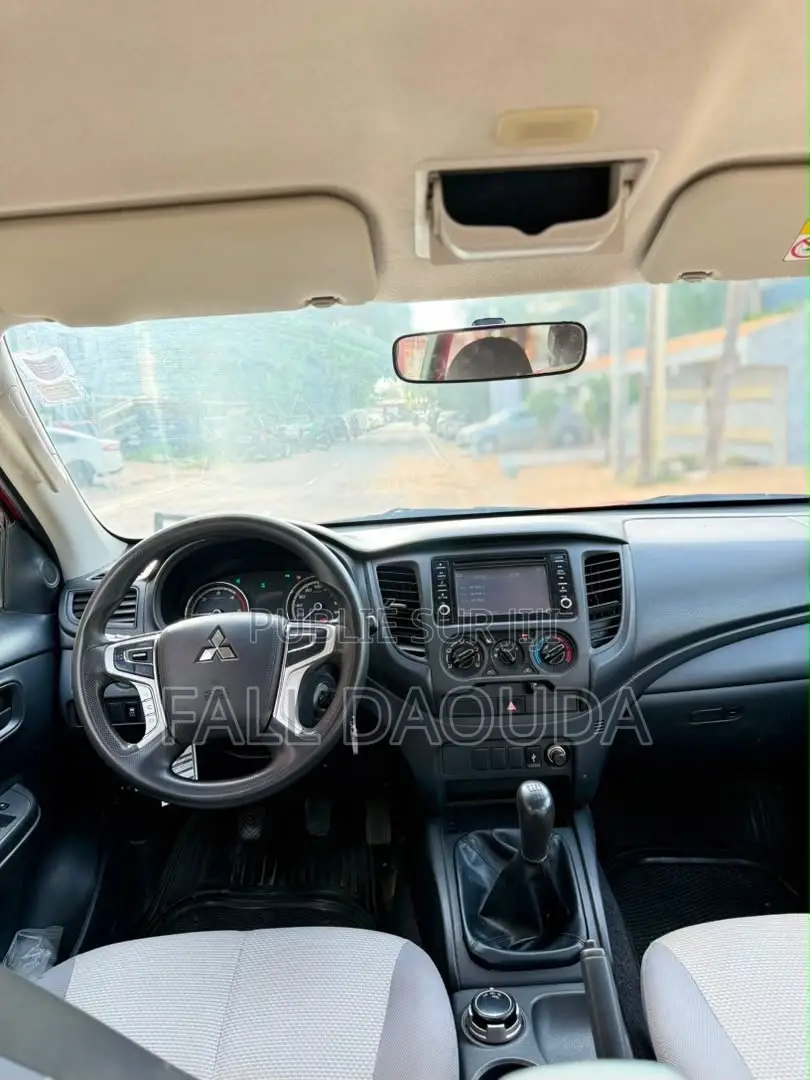 Mitsubishi L200 2022 Rouge