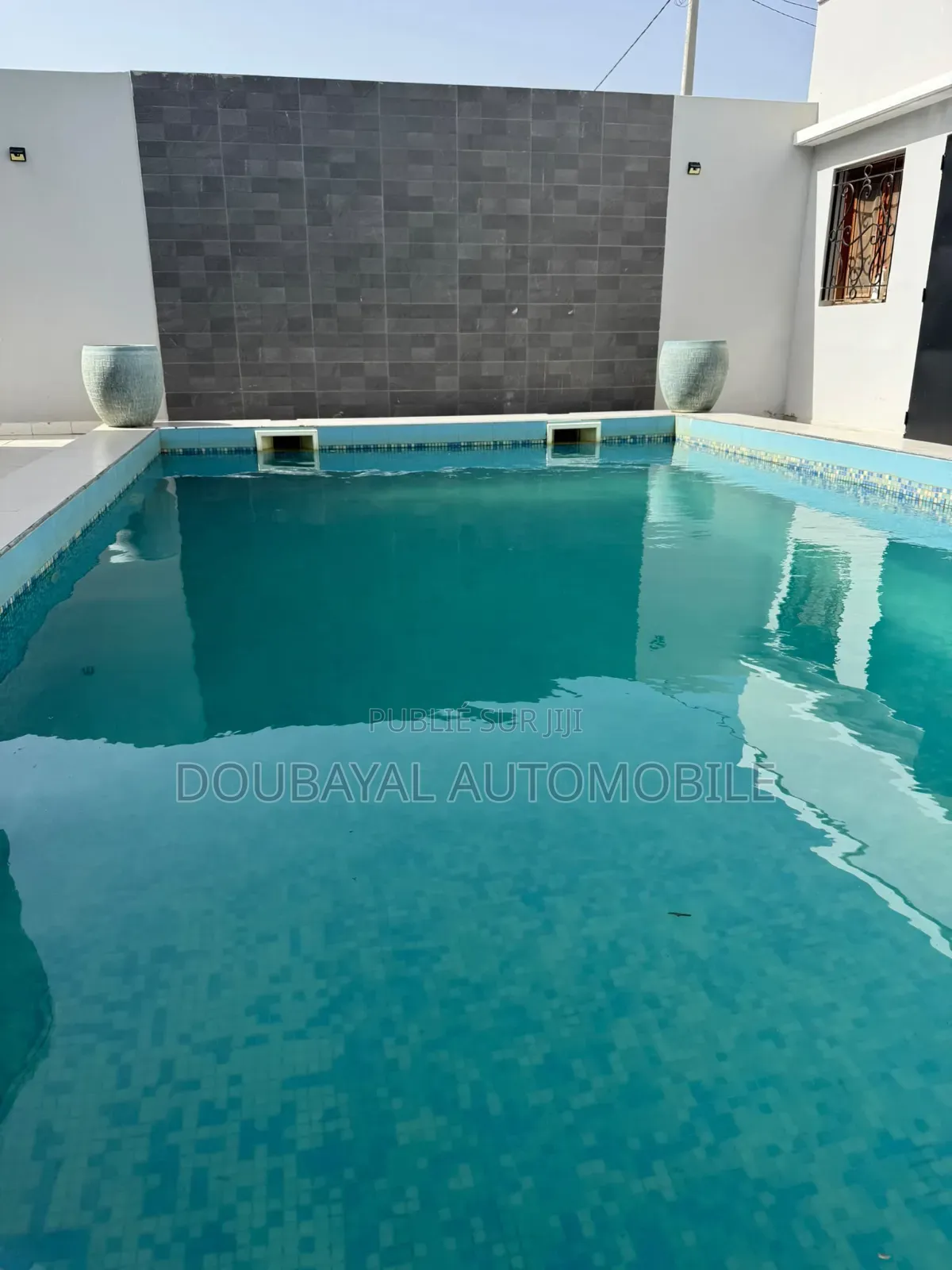 Meublé 4chbre Villa dans Villa Meuble À, Thiès Sud à Vendre