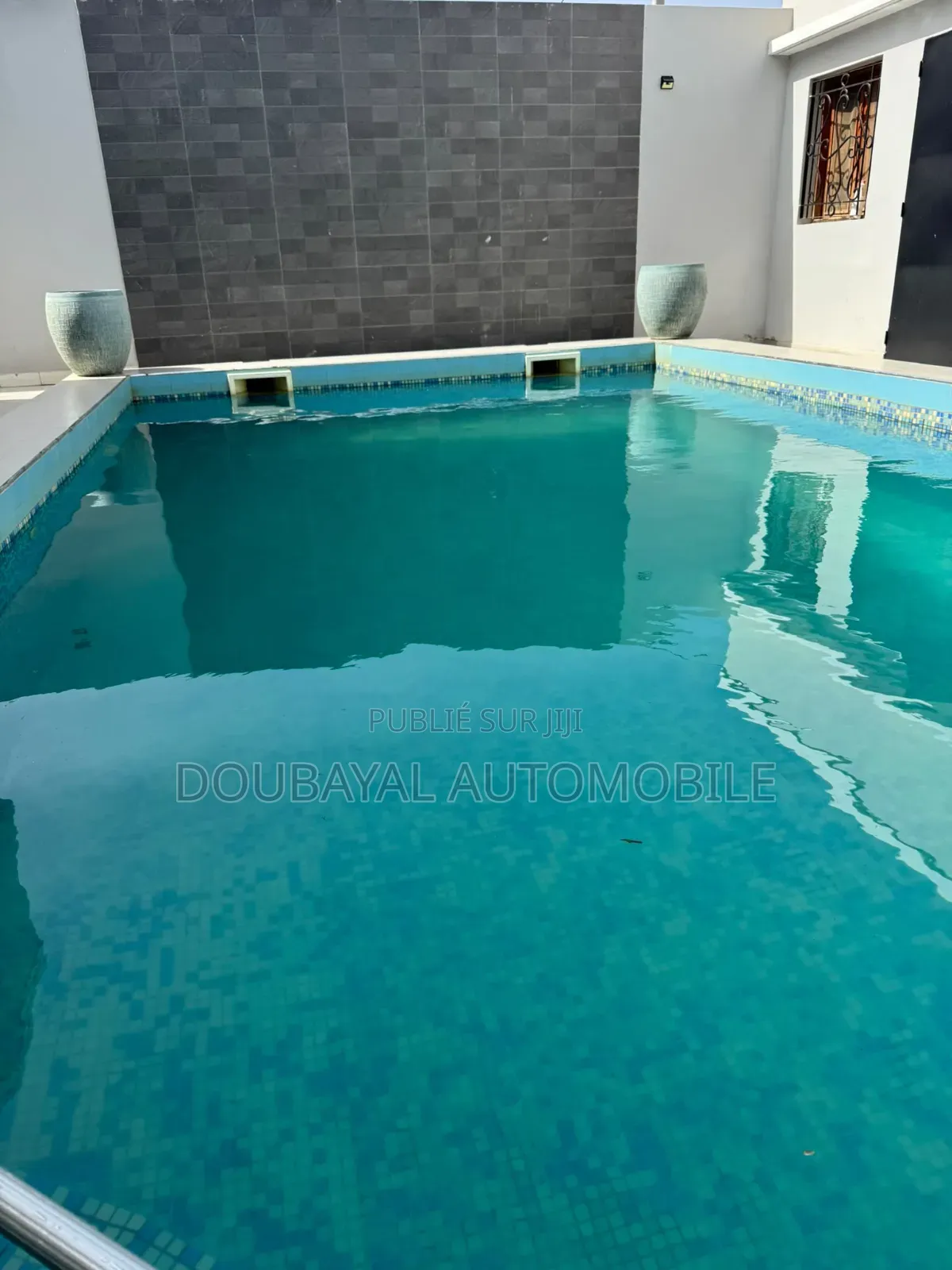 Meublé 4chbre Villa dans Villa Meuble À, Thiès Sud à Vendre