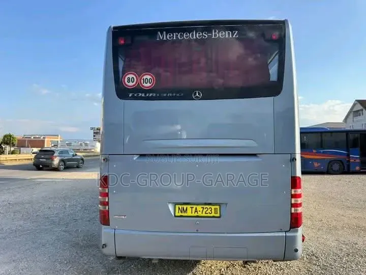 Mercedes-Benz Tourismo 2008 Bleu