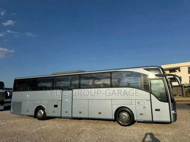 Mercedes-Benz Tourismo 2008 Bleu