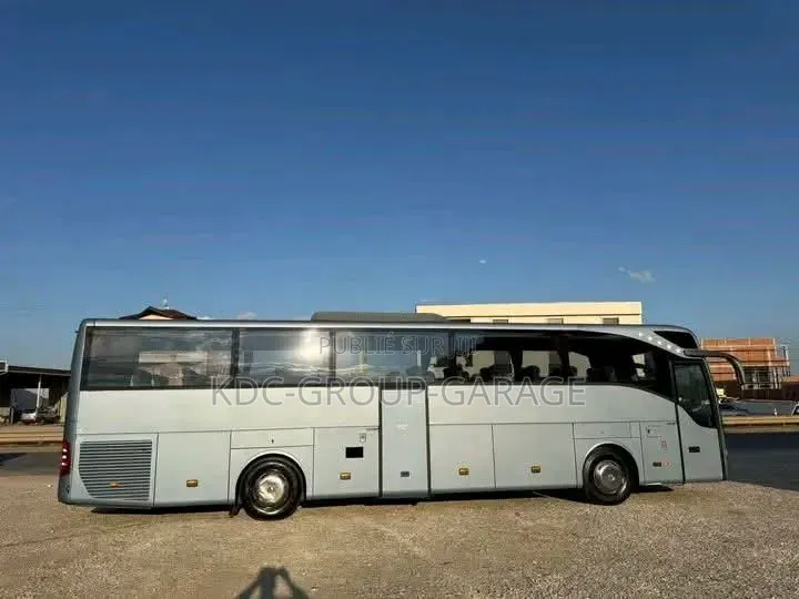 Mercedes-Benz Tourismo 2008 Bleu