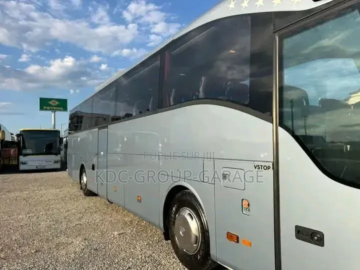 Mercedes-Benz Tourismo 2008 Bleu