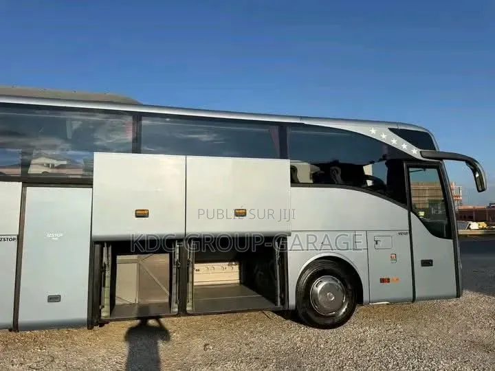 Mercedes-Benz Tourismo 2008 Bleu