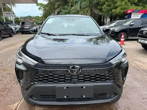 Nouveau Toyota Corolla Cross XLE AWD 2026 Noir