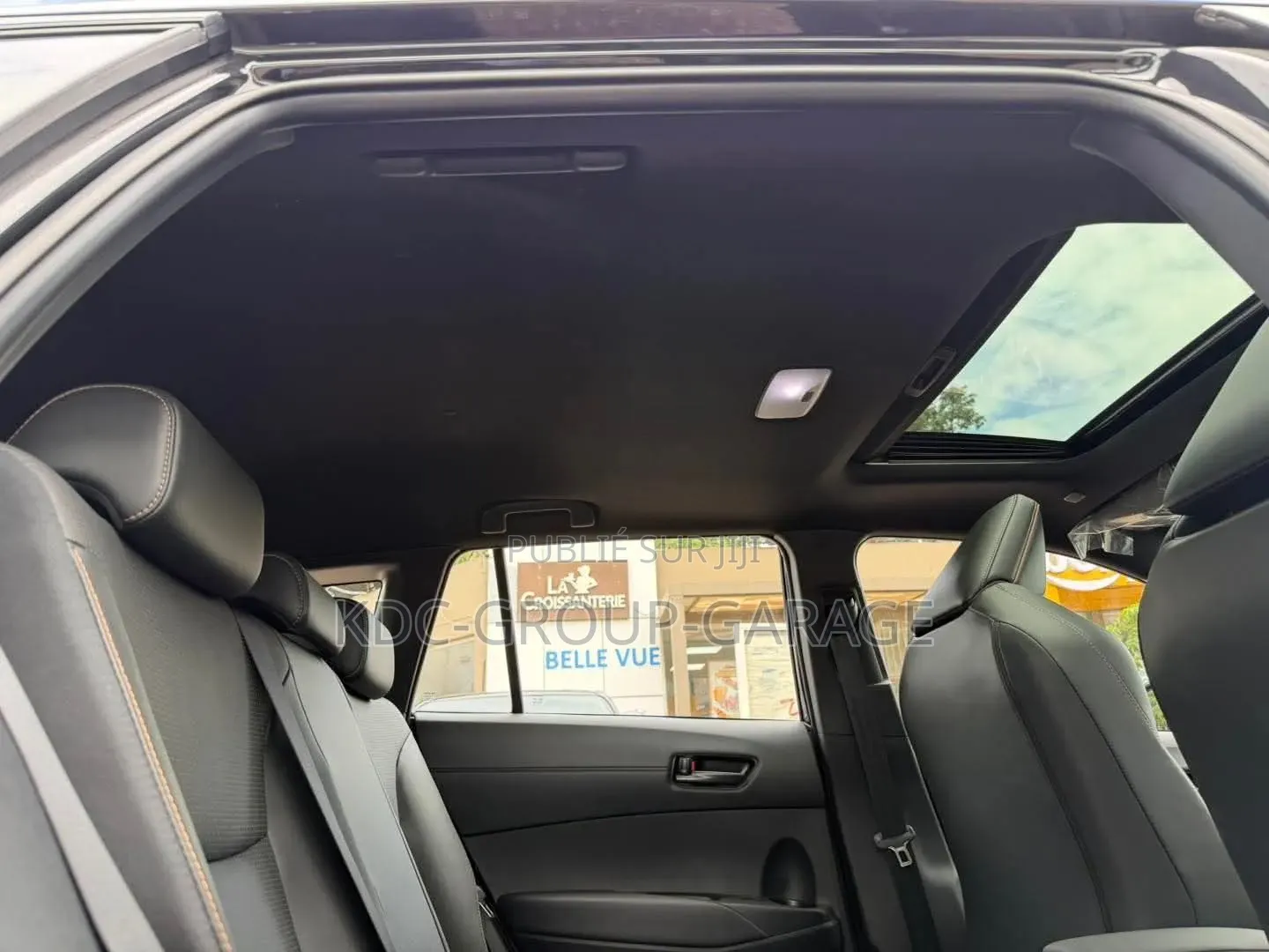 Nouveau Toyota Corolla Cross XLE AWD 2026 Noir