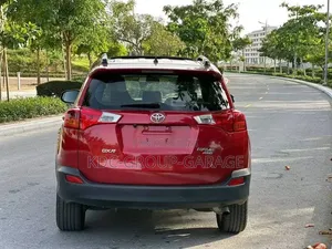 Toyota RAV4 LE 4dr SUV AWD (2.5L 4cyl 6A) 2014 Rouge