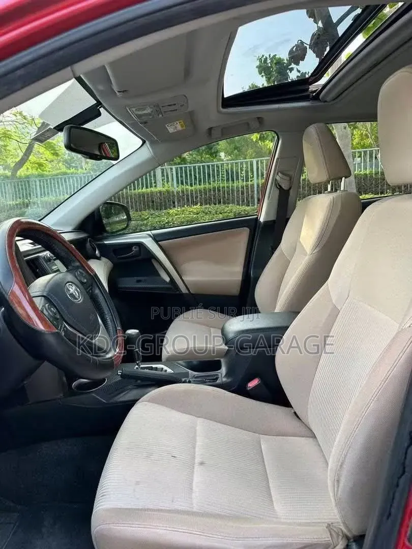 Toyota RAV4 LE 4dr SUV AWD (2.5L 4cyl 6A) 2014 Rouge