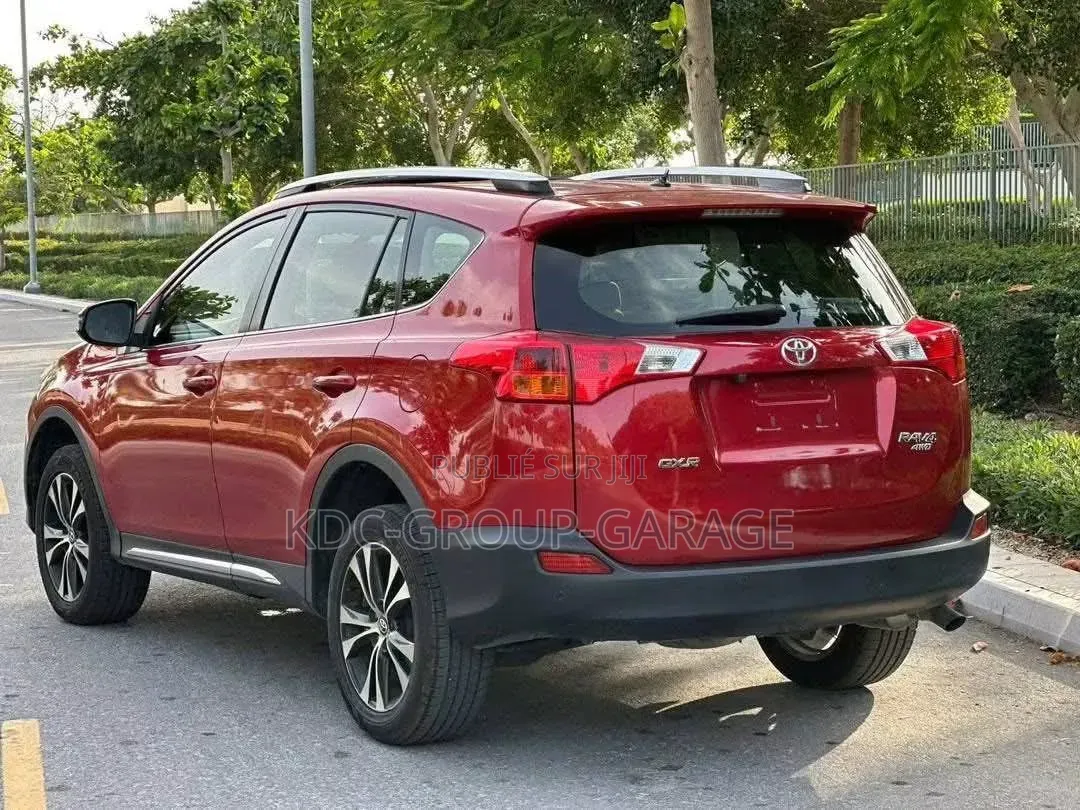 Toyota RAV4 LE 4dr SUV AWD (2.5L 4cyl 6A) 2014 Rouge