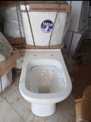 Chaise Anglais Et Lavabo Avec Accessoires Ensemble