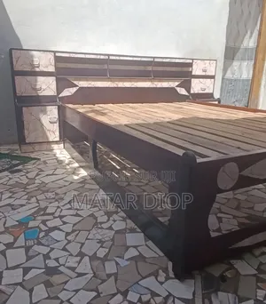 Lit en Bois