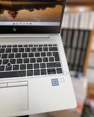 Nouveau HP EliteBook 830 G6 16GB Intel Core i3 SSD 256GB