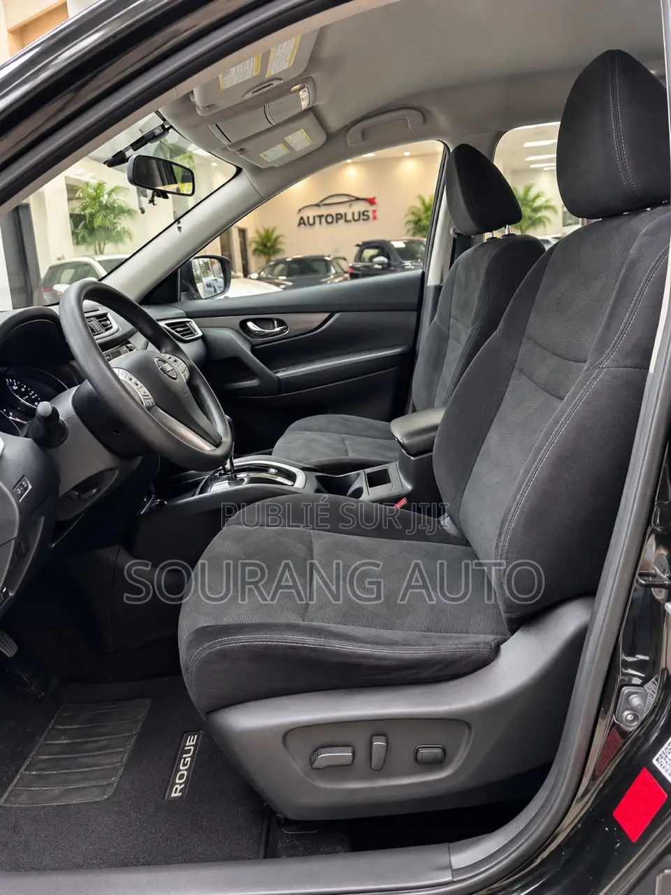 Nissan Rogue SV AWD 2016 Noir