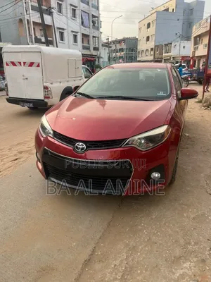 Toyota Corolla 2015 Rouge