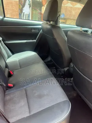 Toyota Corolla 2015 Rouge