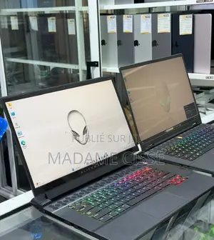 Nouveau Dell Allenware M15 R5 16GB Intel Core i7 SSD 512GB