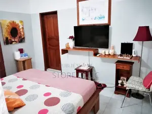 Une Chambre Prête À Vivre À Mermoz