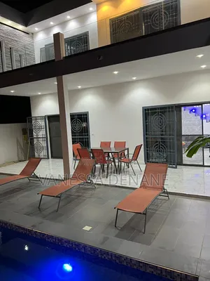Meublé 3chbre Villa dans Thiès Nord à Vendre