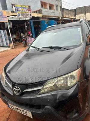 Toyota RAV4 2015 Noir