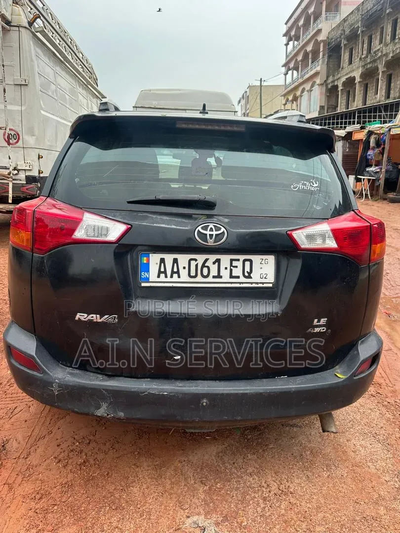 Toyota RAV4 2015 Noir