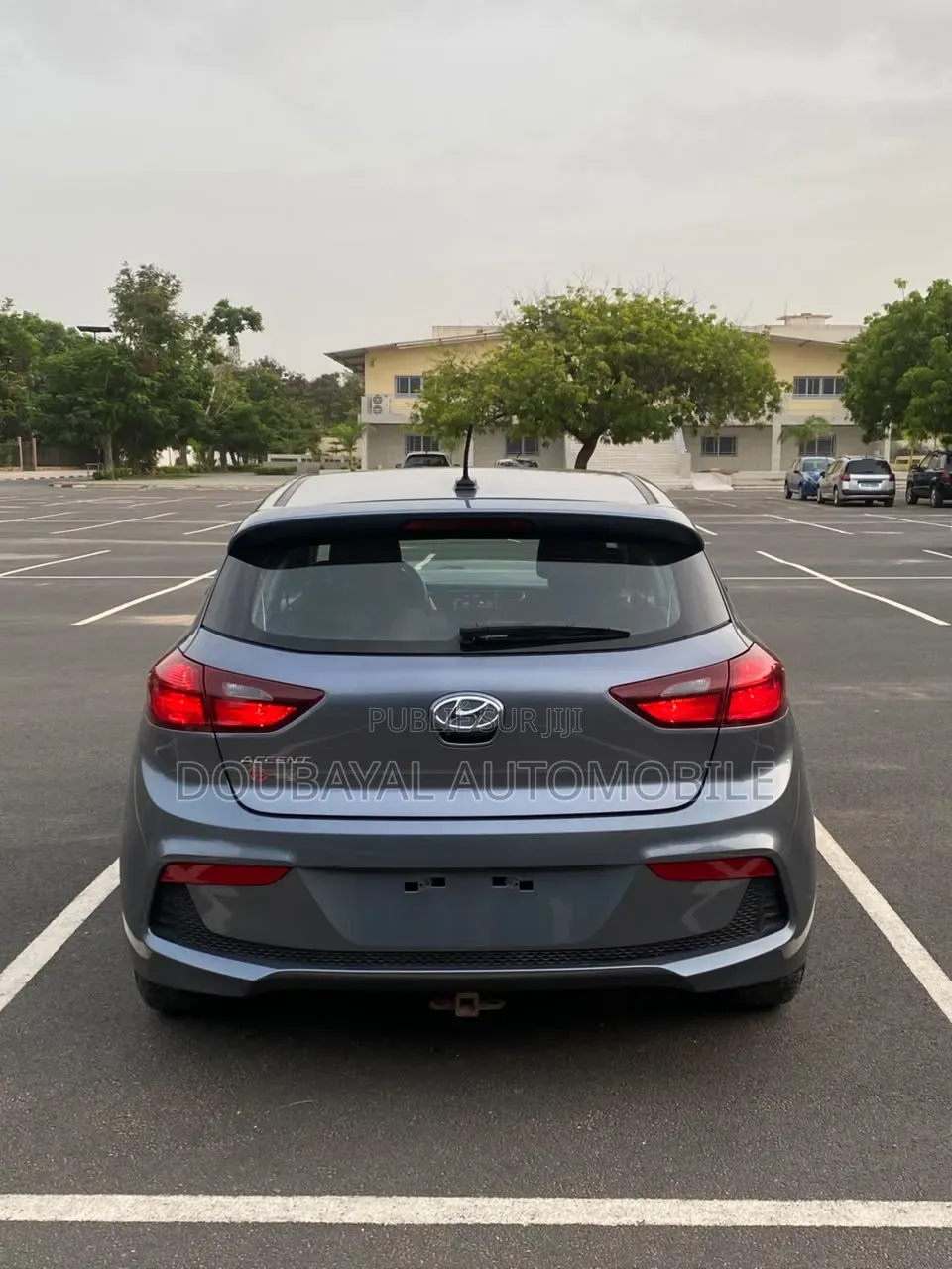 Hyundai Accent 2020 Gris