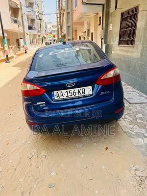 Ford Fiesta 2014 Bleu
