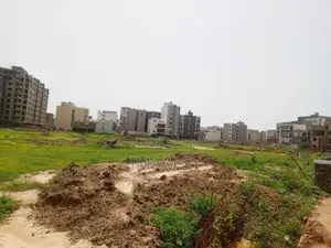 Terrain Nu 1h500 À Almadies