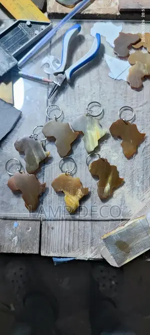 Artisanat Pendentif Boucle d'Oreille Bracelet en Corne De Zébu