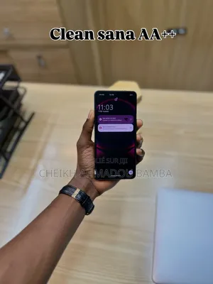 Nouveau Sharp Aquos R8s pro 256 GB Gris