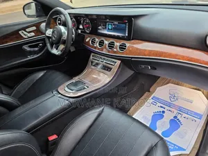 Mercedes-Benz E300 2017 Noir