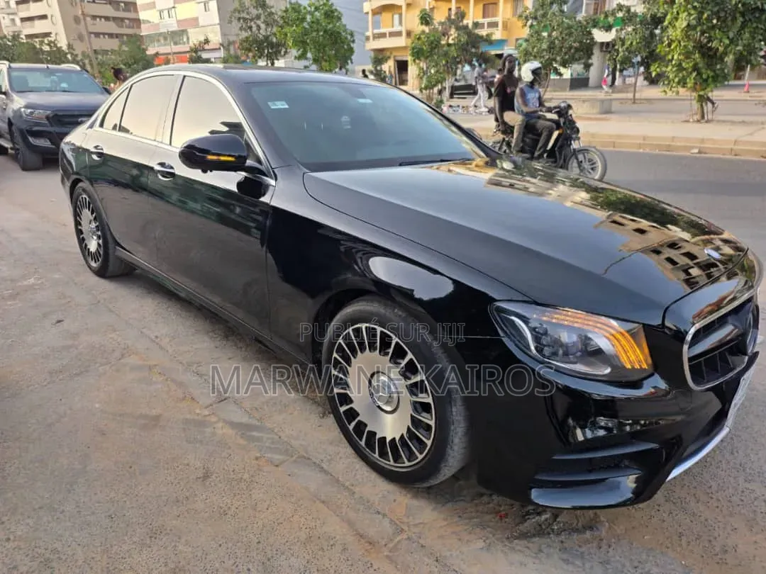 Mercedes-Benz E300 2017 Noir