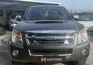 Isuzu D-MAX 2013 Gris