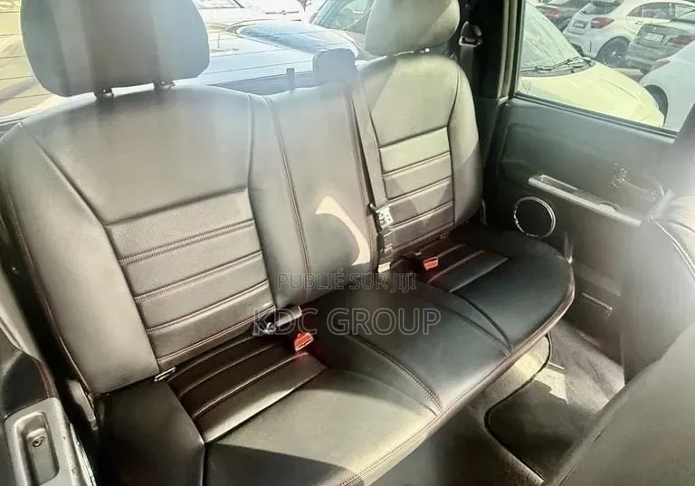 Isuzu D-MAX 2013 Gris