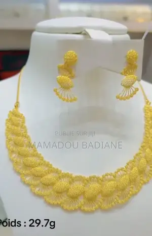 Collier Et Boucles D’oreilles or 21 Kara Importé