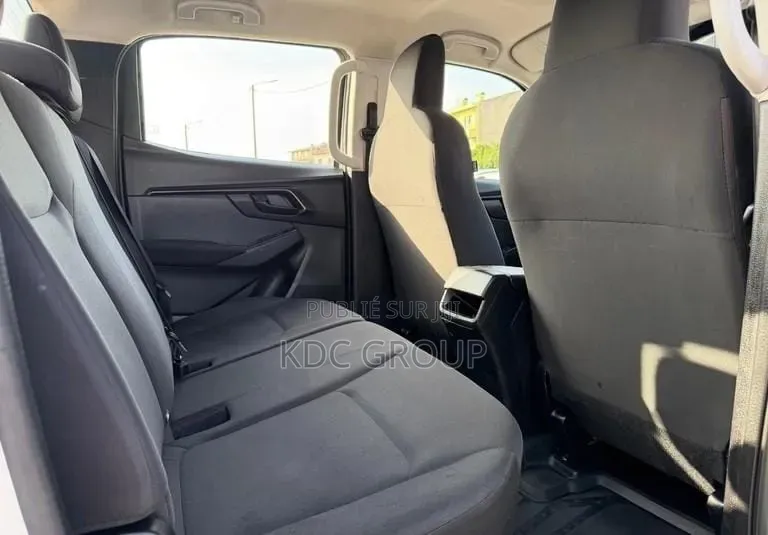 Isuzu D-MAX 2024 Blanc