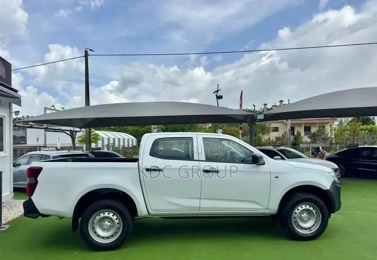 Isuzu D-MAX 2025 Blanc