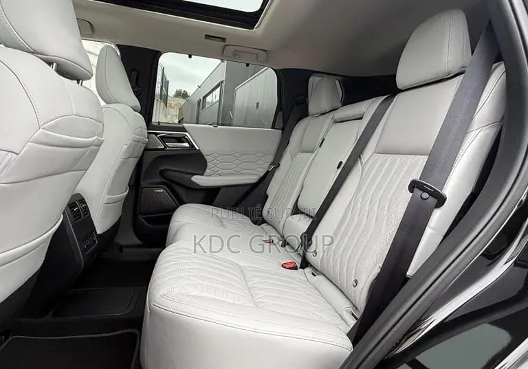Mitsubishi Outlander 2026 Noir