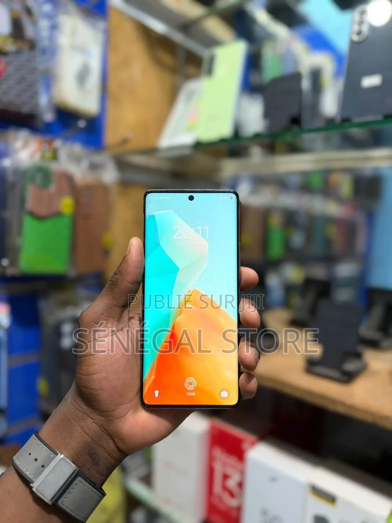 Nouveau Tecno Spark 20 Pro Plus 256 GB Blanc