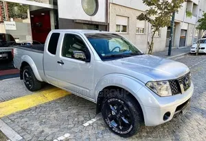 Nissan Navara 2008 Gris