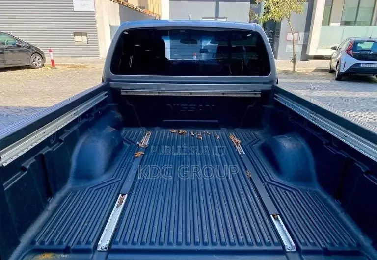 Nissan Navara 2008 Gris