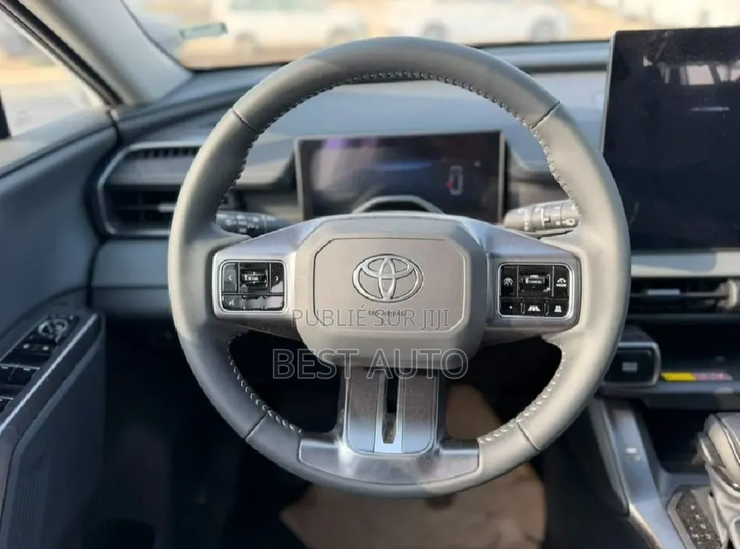 Nouveau Toyota RAV4 2026 Noir