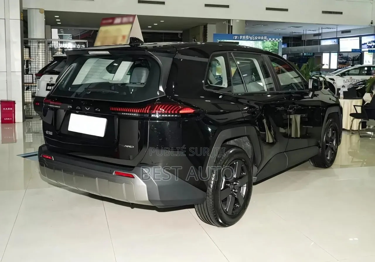 Nouveau Toyota RAV4 2026 Noir
