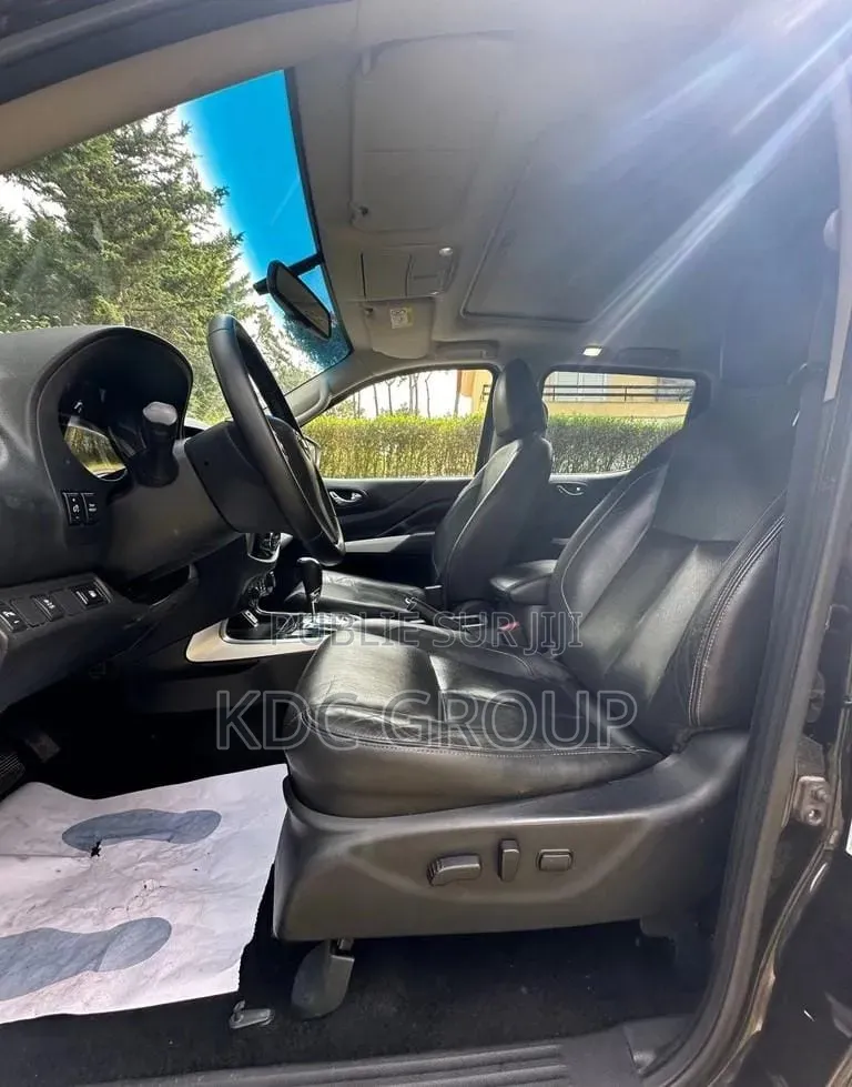 Nissan Navara 2016 Noir
