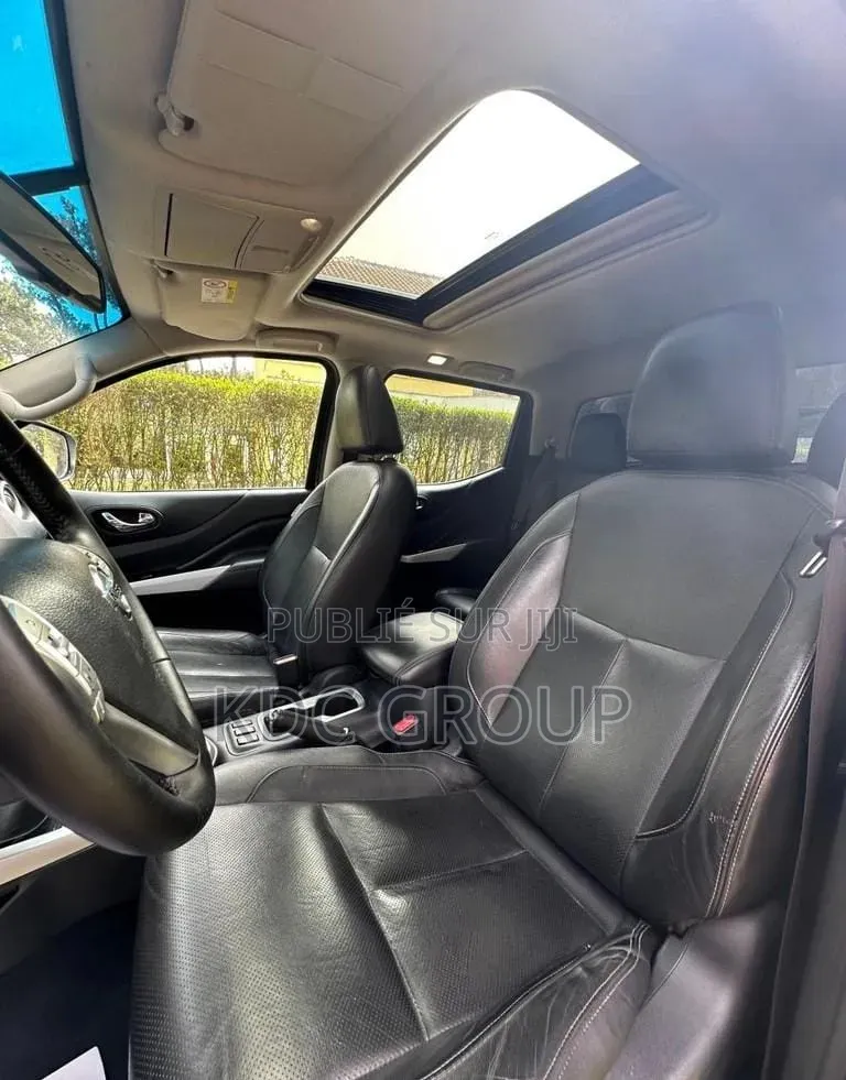 Nissan Navara 2016 Noir