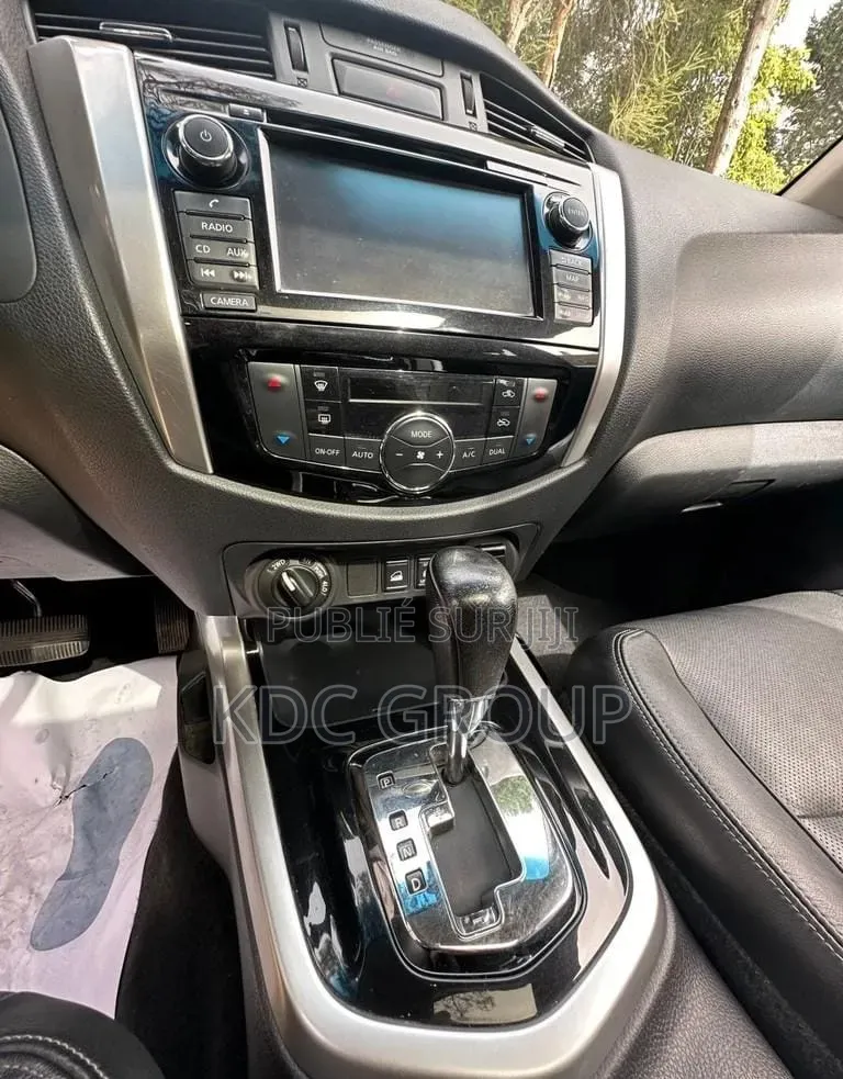 Nissan Navara 2016 Noir