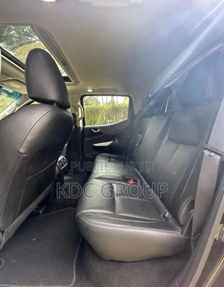 Nissan Navara 2016 Noir