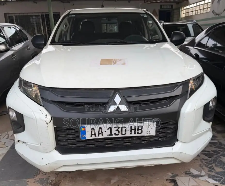 Mitsubishi L200 2022 Blanc