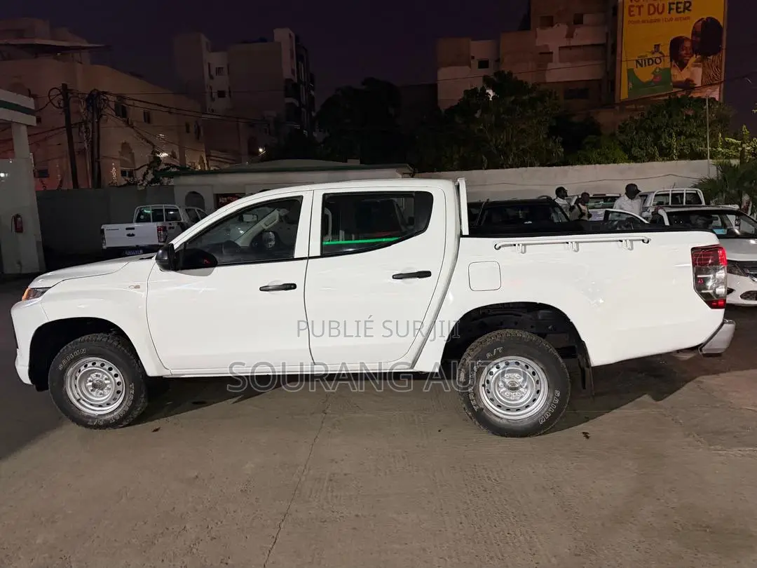 Mitsubishi L200 2022 Blanc