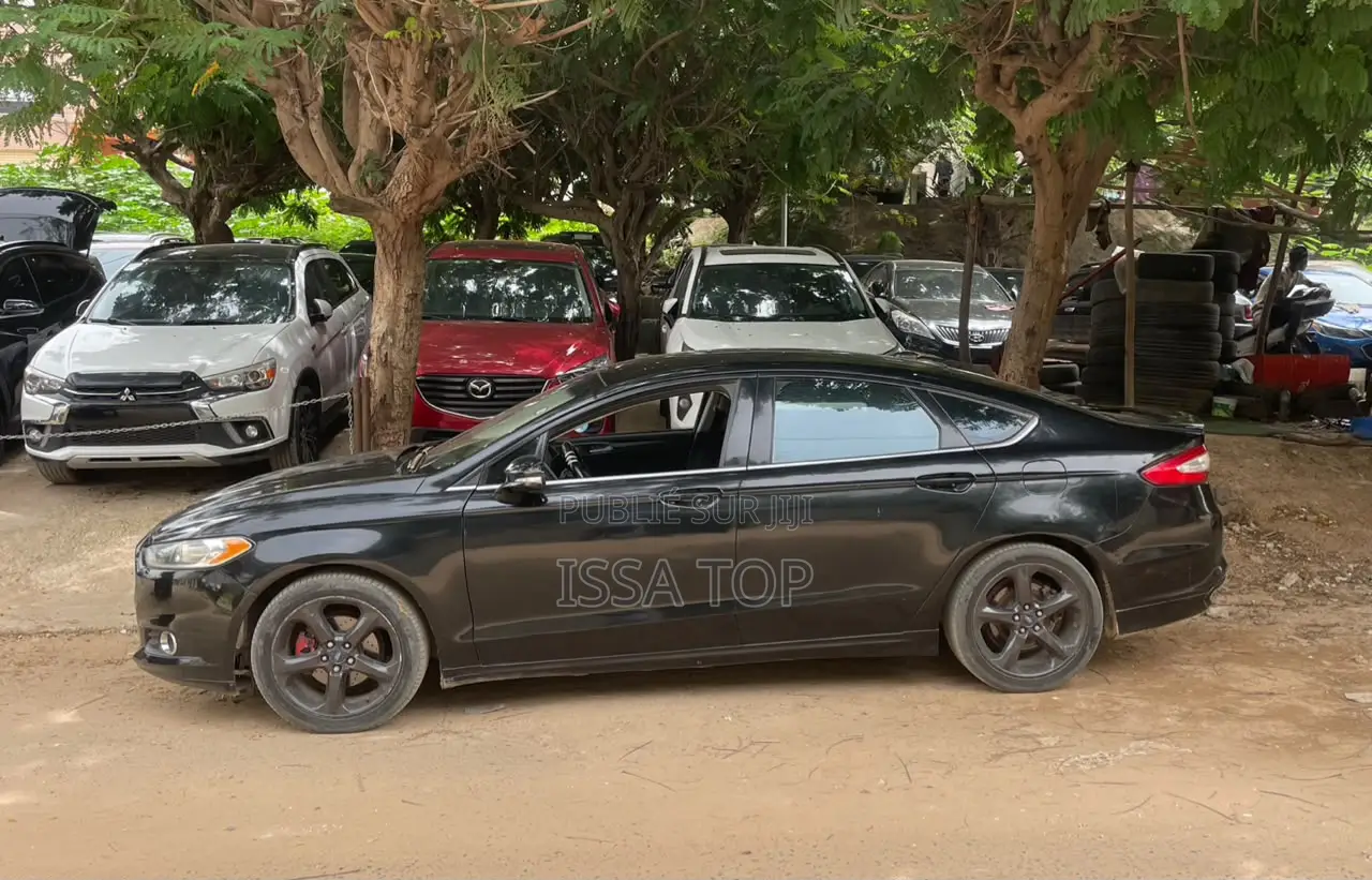Ford Fusion 2013 Noir