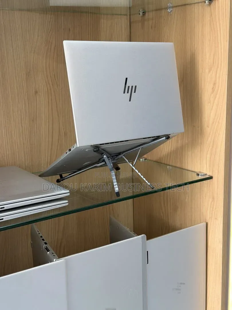 Nouveau HP Elitebook 830 G11 16GB Intel Core i5 SSD 256GB